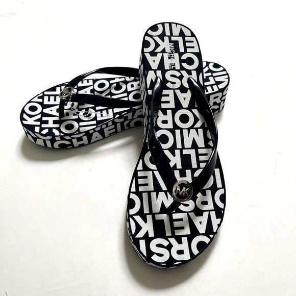 NWOB MICHAEL KORS Graphic Flip-Flop Wedge Sandals Slide On Thong Navy - Picture 3 of 9